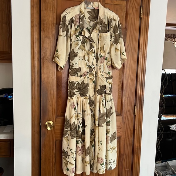 Maxi dress - Picture 1 of 3